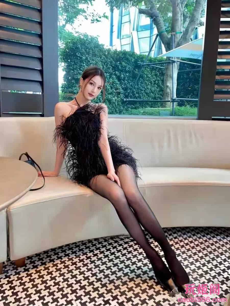 【上海】丰满黑丝骚妇