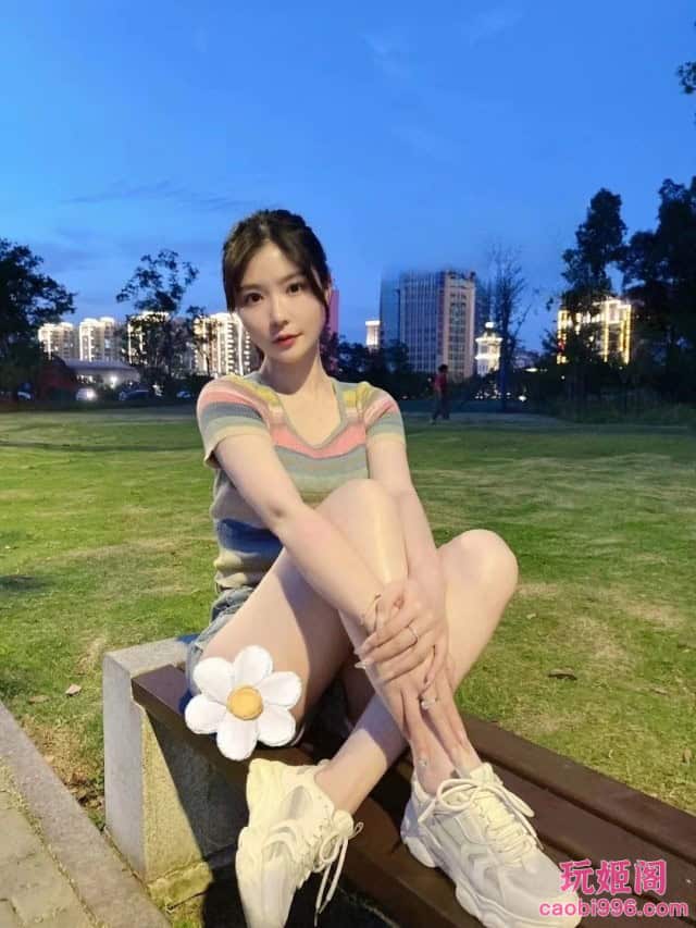 【重庆】极品长腿漂亮妹妹