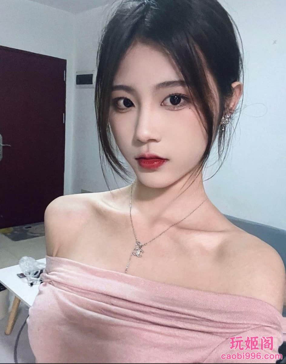 【石家庄】粉嫩翘臀大胸妹子