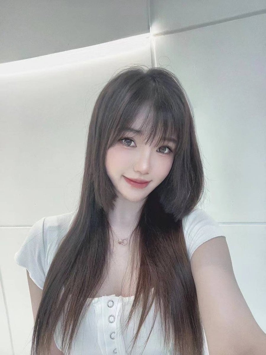 【宁波】鄞州美女芸芸制服服务