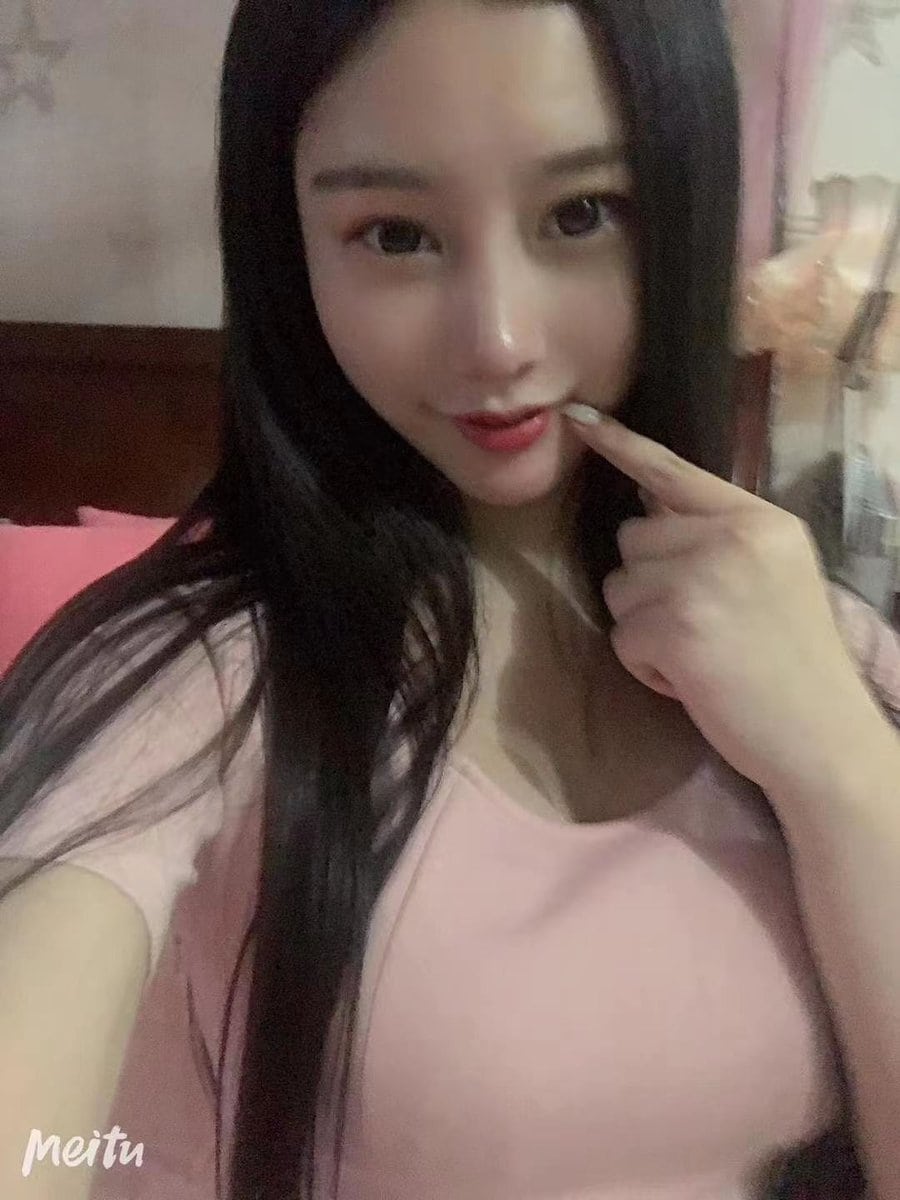 【天津】南开大胸长腿美女