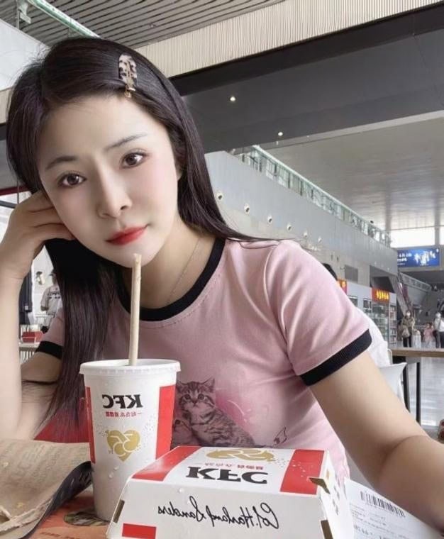 【上海】徐汇李朵朵